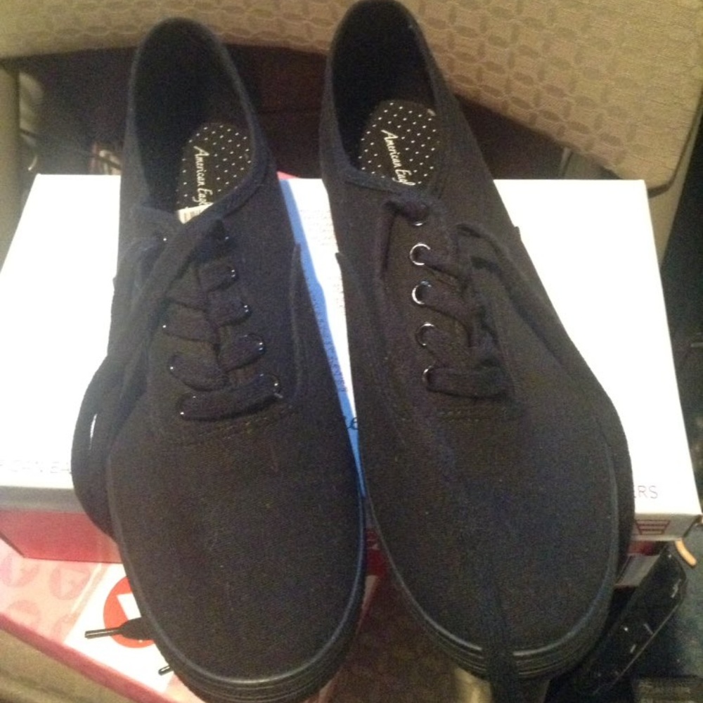 Black American Eagle by Payless Sneakers
